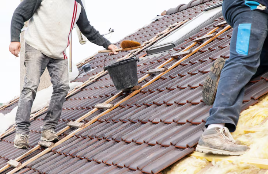 How Roof Repair Services Can Protect Your Home from Leaks and Damage