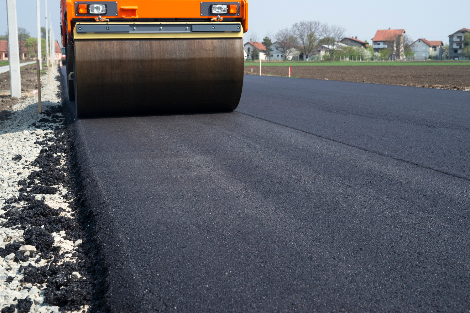 Why Choose Local Experts for Asphalt Paving Utah Projects