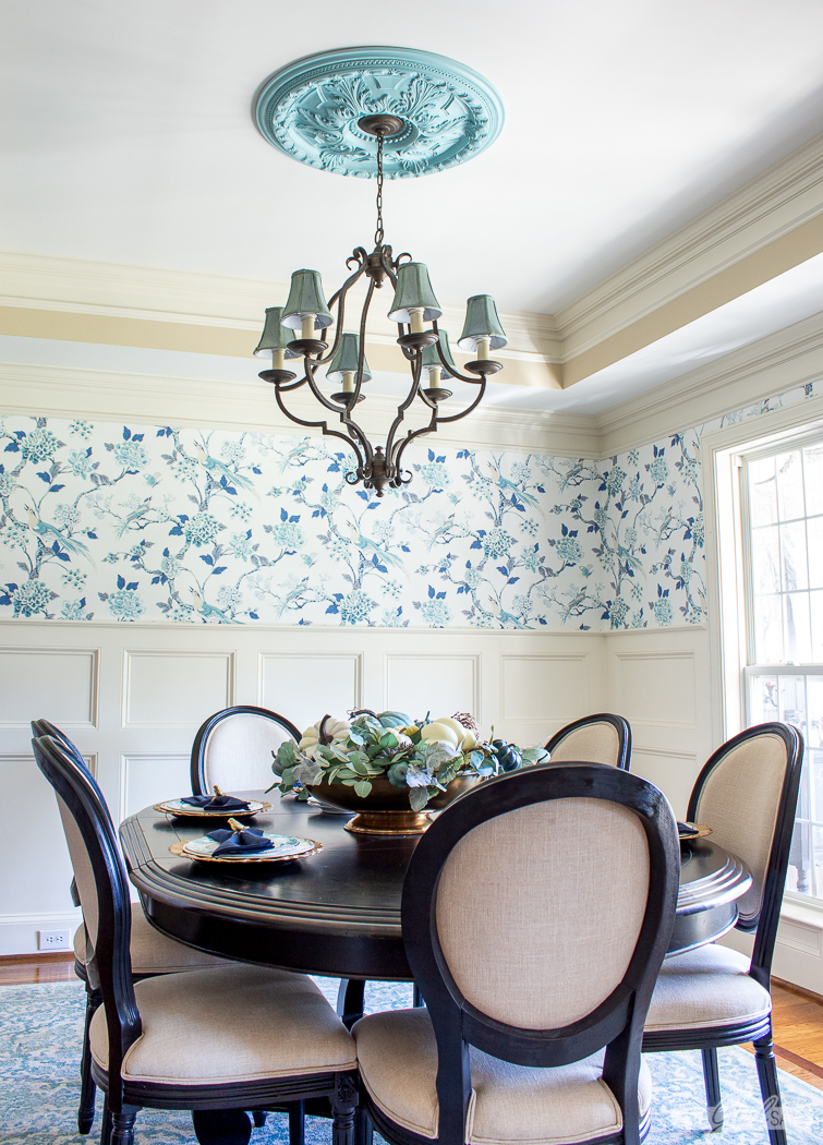 Ceiling Medallion Ideas for Adding Detail Above Light Fixtures